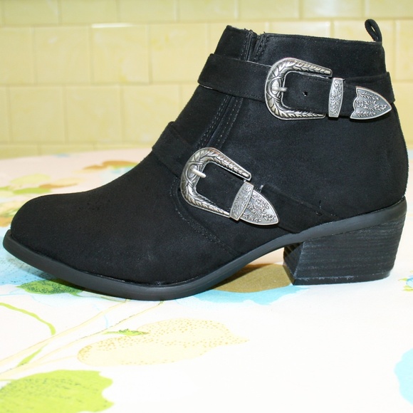 Double Buckle Western Ankle Boots NWT - Picture 2 of 8